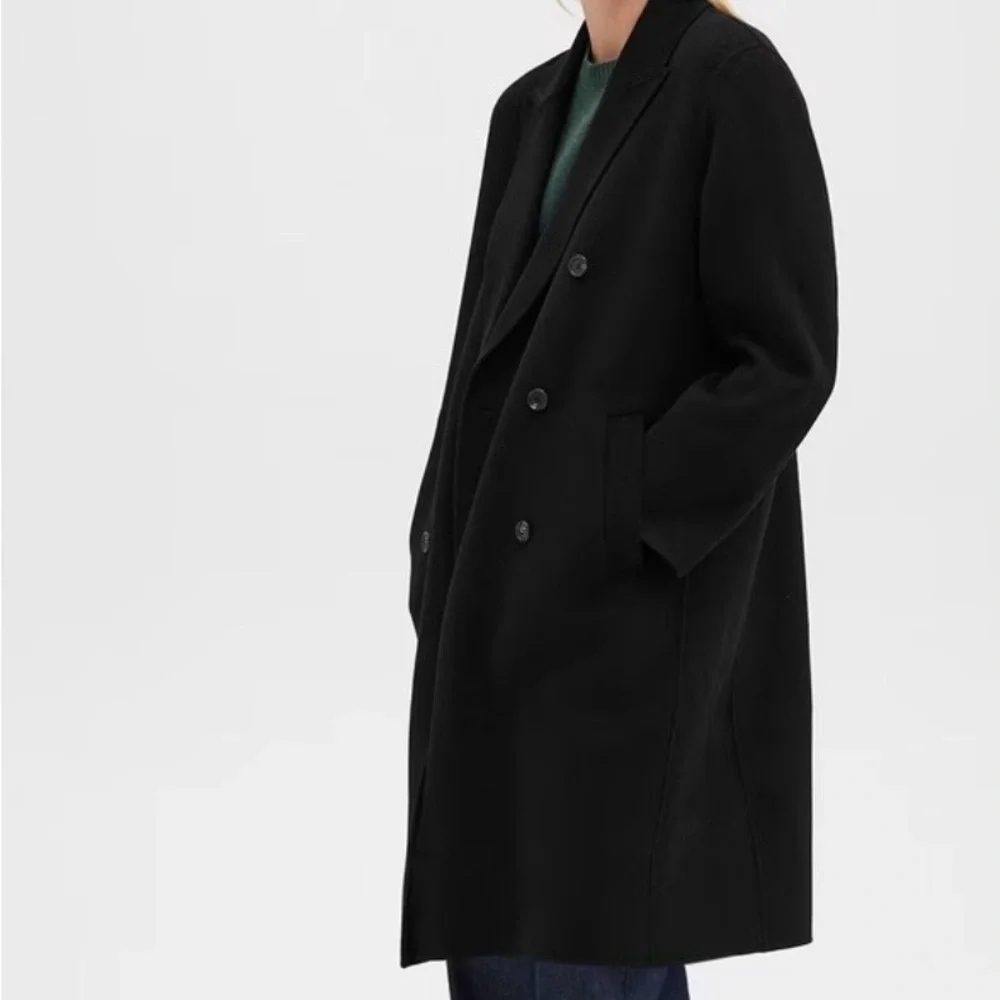 Theory Double-Breasted Coat in Double-Face
Wool-Cashmere - Picture 8 of 10